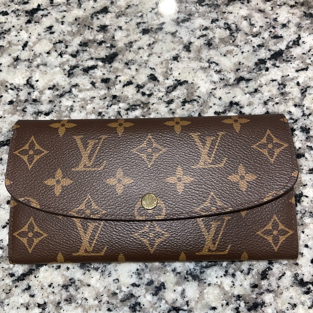 Louis Vuitton Brown Monogram Wallet pink interior